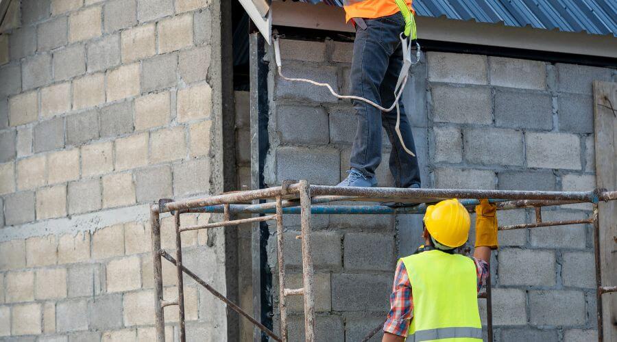 Professional residential roofers in Stirling City, CA